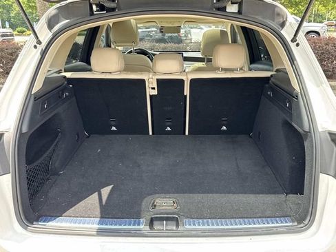 Used 2022 Mercedes-Benz GLC 300 image 10