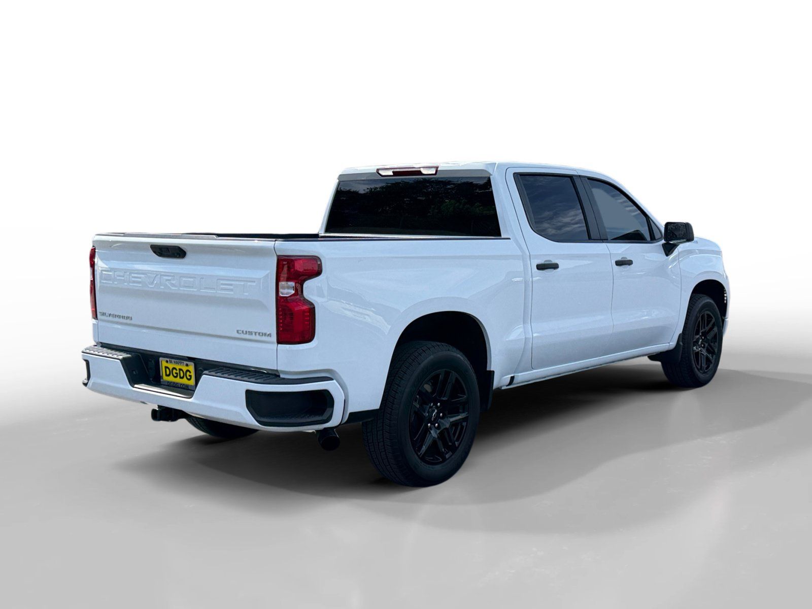 Used 2026 Chevrolet Silverado 1500 Custom RWD image 5