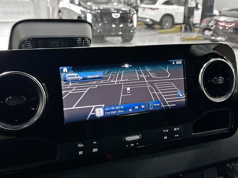 Used 2026 Mercedes-Benz Sprinter 2500 image 14