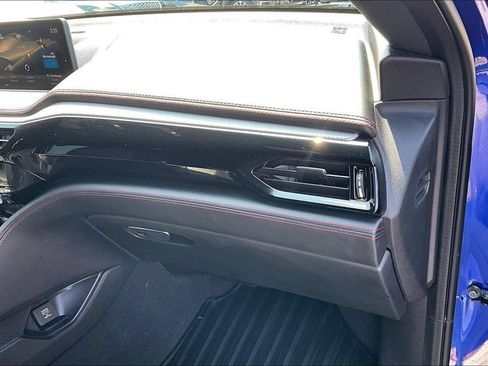 Used 2023 Acura MDX A-Spec AWD/4WD image 19