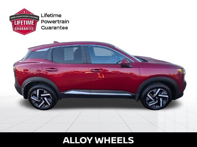 Certified 2025 Nissan Kicks SV FWD image 7