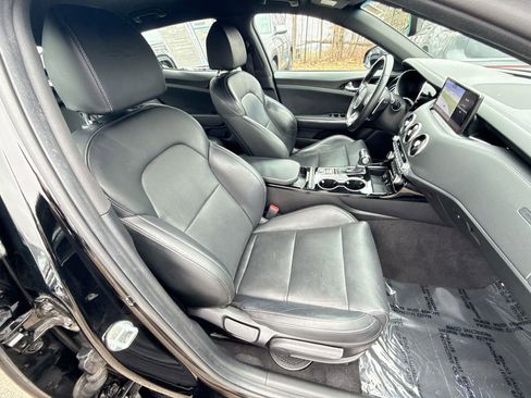 Used 2022 Kia Stinger GT-Line image 24