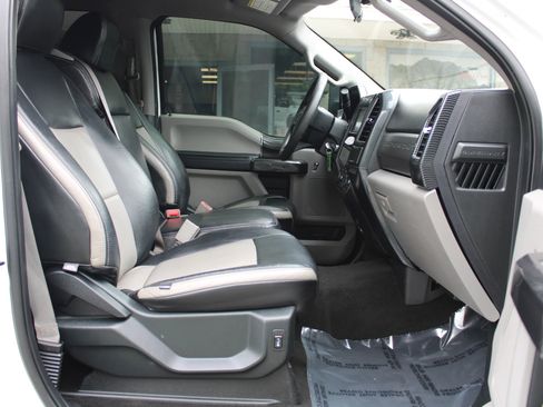 Used 2018 Ford F350 XLT AWD/4WD image 7