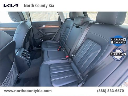 Used 2023 Audi Q5 2.0T Premium w/ Convenience Package image 3