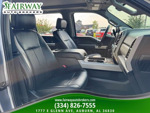 Used 2021 Ford F250 Lariat w/ Lariat Ultimate Package AWD/4WD image 12