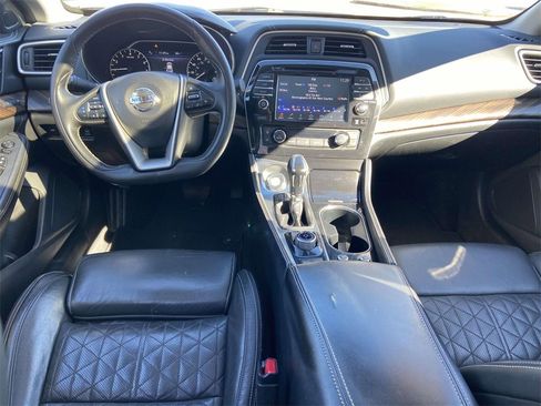 Used 2016 Nissan Maxima Platinum image 10