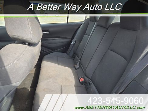 Used 2021 Toyota Corolla LE FWD image 6