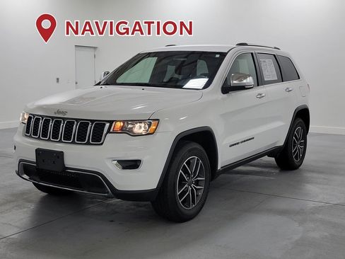 Used 2019 Jeep Grand Cherokee Limited AWD/4WD image 4