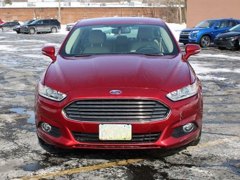 Used 2013 Ford Fusion SE image 3