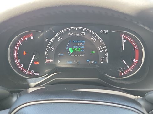 Used 2024 Toyota RAV4 XLE Premium FWD image 30