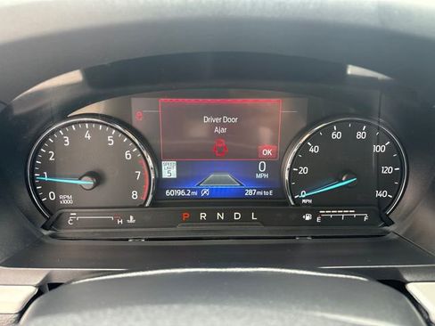 Used 2021 Ford Explorer XLT w/ Equipment Group 202A AWD/4WD image 33