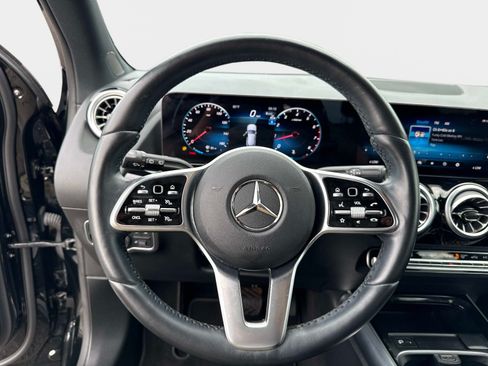 Used 2023 Mercedes-Benz GLA 250 4MATIC image 28