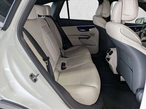 Used 2026 Mercedes-Benz GLC 300 4MATIC image 19