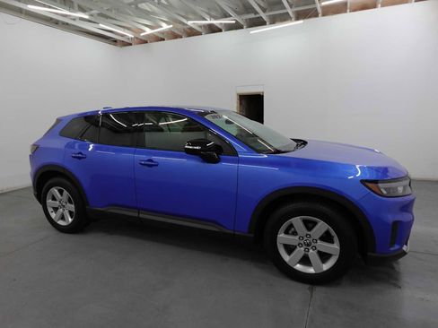 Used 2024 Honda Prologue EX image 4