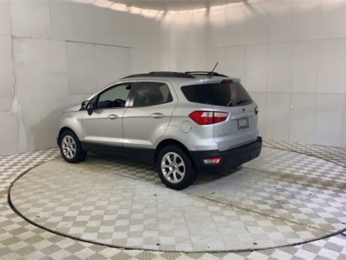 Used 2021 Ford EcoSport SE image 6