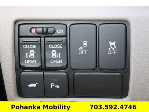 Used 2012 Honda Odyssey Touring image 16