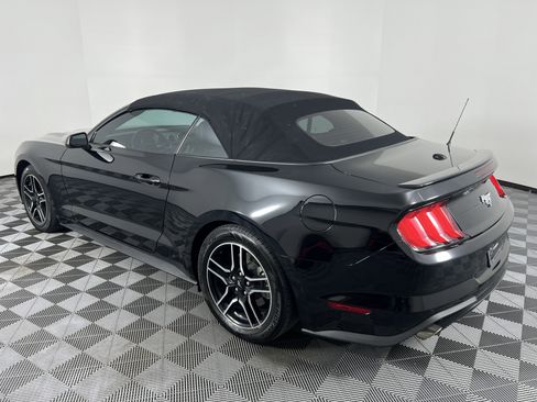 Used 2022 Ford Mustang Premium image 11