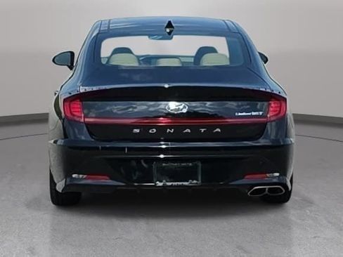 Used 2023 Hyundai Sonata Limited w/ Cargo Package FWD image 6