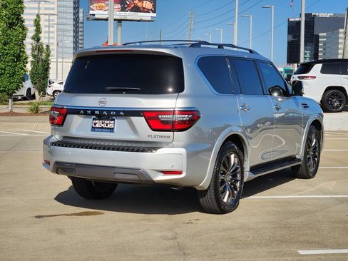 Used 2022 Nissan Armada Platinum w/ Captain's Chairs Package RWD image 7