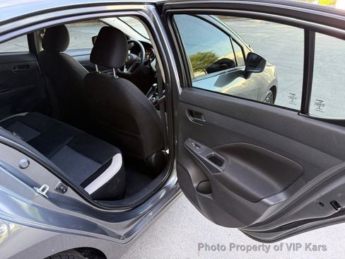 Used 2021 Nissan Versa SV image 13