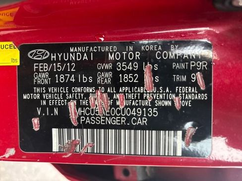 Used 2012 Hyundai Accent SE image 21