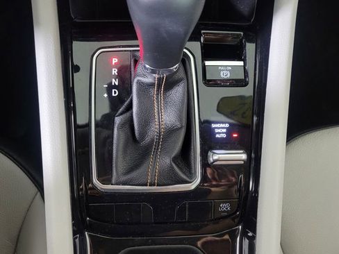 Used 2022 Jeep Compass Limited image 27