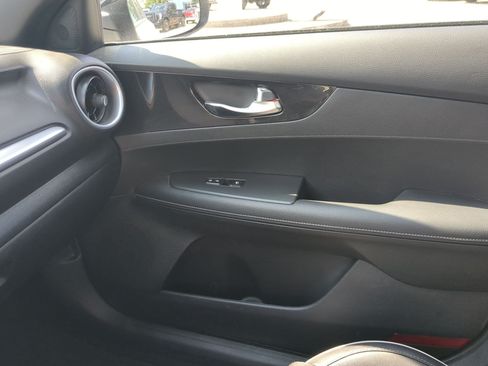 Certified 2023 Kia Forte GT-Line w/ GT-Line Technology Package FWD image 20