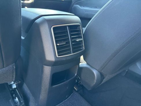 Used 2025 Kia Sportage LX FWD image 23