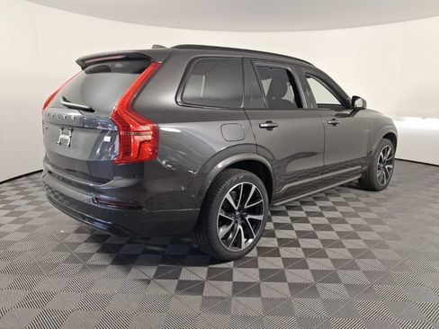Used 2023 Volvo XC90 T8 Ultimate AWD/4WD image 9