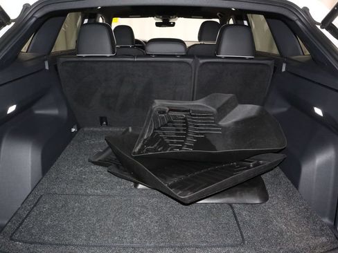 Used 2025 Volkswagen Atlas Cross Sport SEL Premium R-Line AWD/4WD image 18