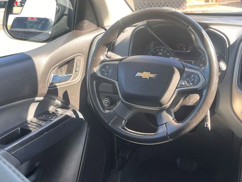 Used 2017 Chevrolet Colorado Z71 AWD/4WD image 13