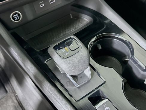 Used 2023 Nissan Rogue SV image 24