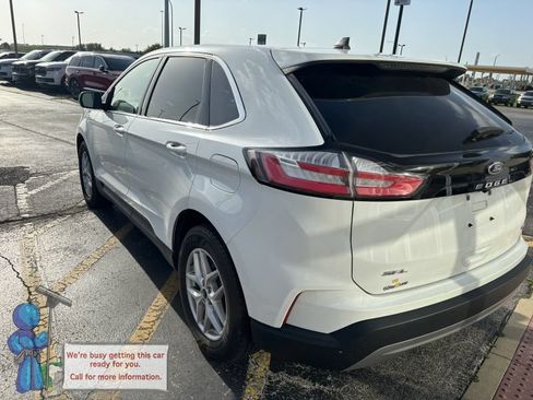 Used 2022 Ford Edge SEL AWD/4WD image 3