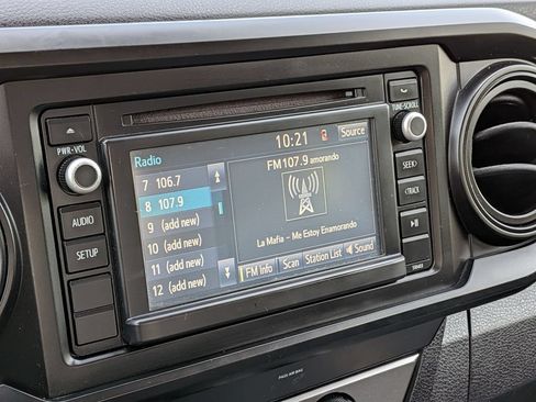Used 2019 Toyota Tacoma SR AWD/4WD image 9