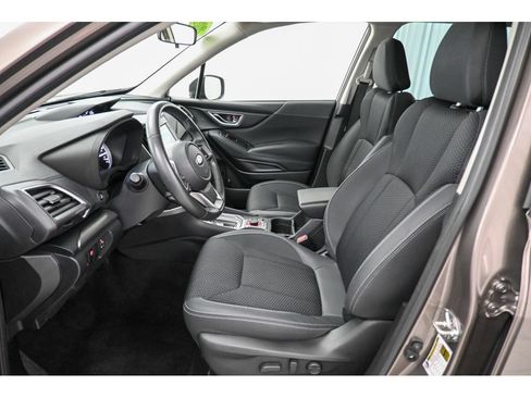Used 2023 Subaru Forester Premium AWD/4WD image 33