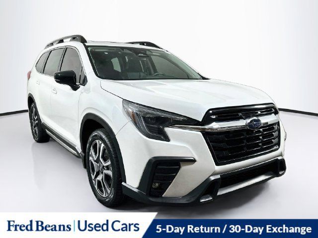 Used 2024 Subaru Ascent Limited w/ Technology Package AWD/4WD image 1