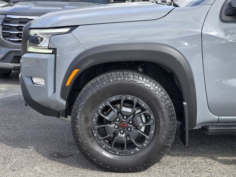 Used 2023 Nissan Frontier PRO-4X w/ Pro-4X Premium Package image 8