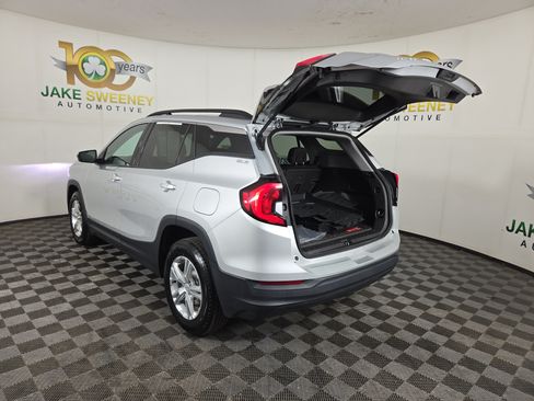 Used 2020 GMC Terrain SLE w/ Driver Convenience Package AWD/4WD image 29