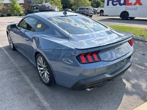 Used 2025 Ford Mustang GT Premium RWD image 9