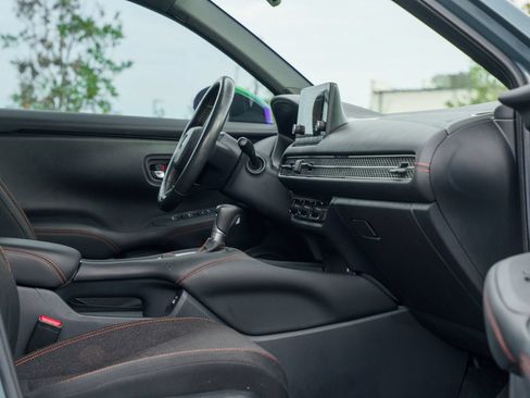 Used 2023 Honda HR-V Sport image 13