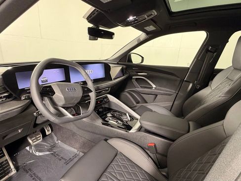 New 2026 Audi SQ5 Premium Plus AWD/4WD image 11