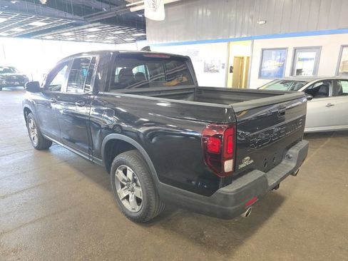 Used 2025 Honda Ridgeline RTL image 3