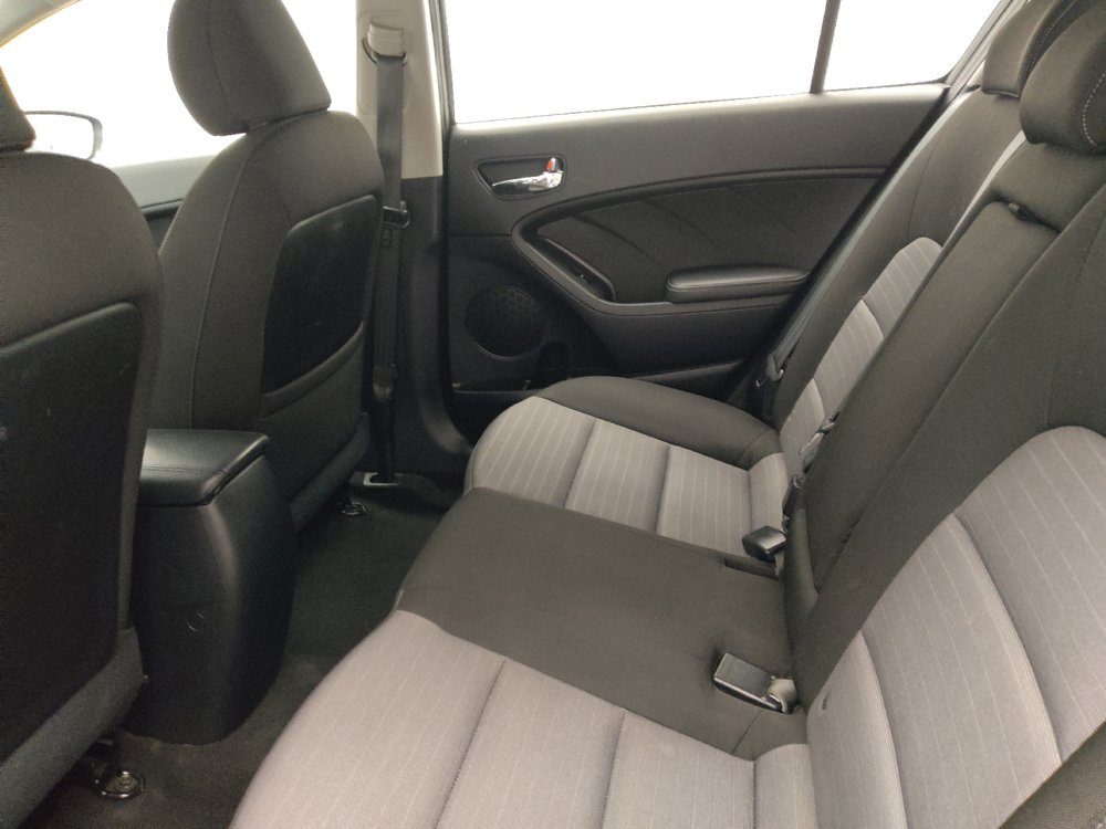 Used 2016 Kia Forte EX FWD image 18