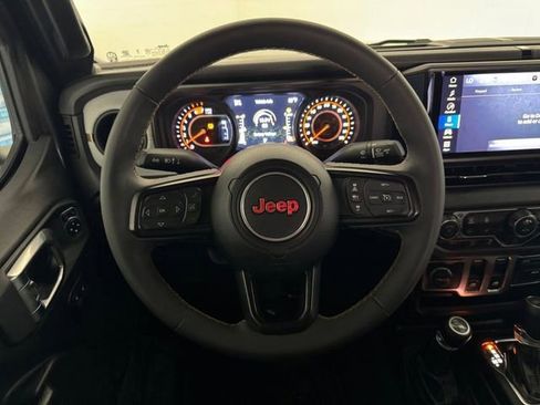 Used 2024 Jeep Wrangler Sport S image 21