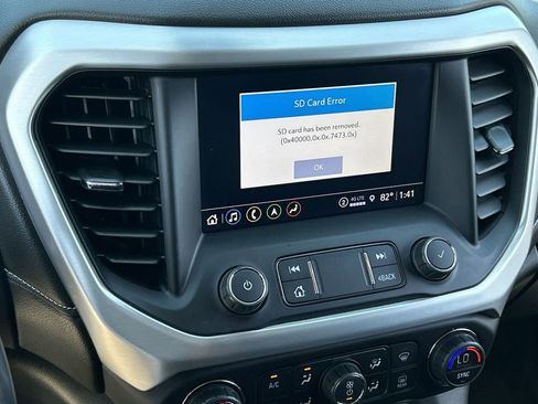 Used 2021 GMC Acadia SLT image 14