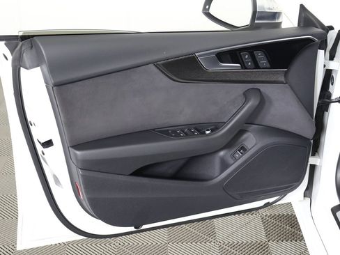 Used 2022 Audi S5 Premium image 24