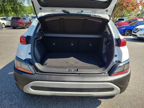 Certified 2023 Hyundai Kona SEL w/ Convenience Package FWD image 9