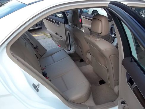 Used 2014 Mercedes-Benz C 250 Sedan image 10