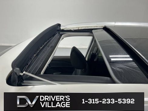 Used 2023 Nissan Rogue SV w/ SV Premium B Package AWD/4WD image 19