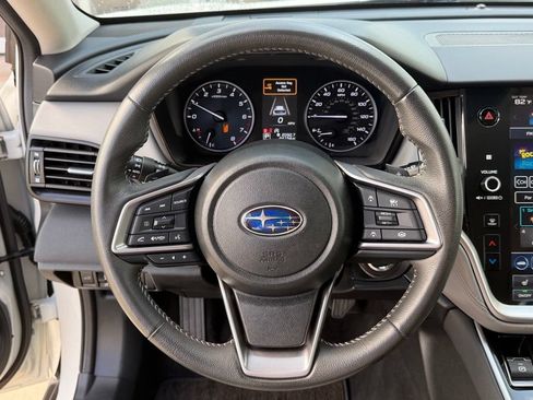 Used 2023 Subaru Outback Premium AWD/4WD image 30